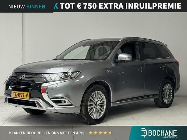 Grijs Gebruikt 2018 Mitsubishi Outlander Instyle SUV | € 22.445 (Eerlijke prijs) - Afbeelding 1/4
