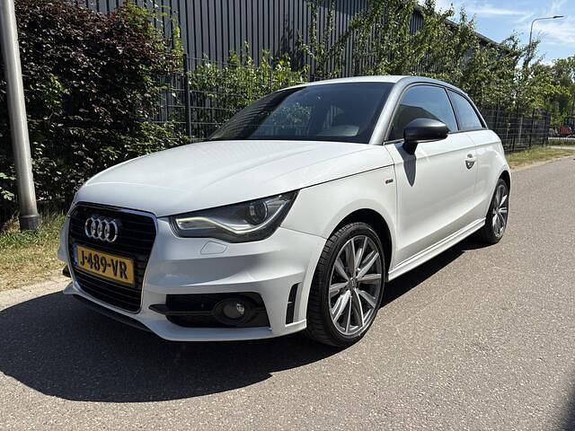 Wit Gebruikt 2011 Audi A1 S-Line Hatchback | € 6.450 (Eerlijke prijs) - Afbeelding 1/4