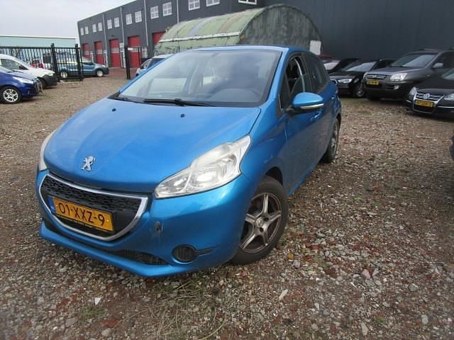 Blauw Occasion 2012 Peugeot 208 Active Hatchback | € 1.650 (Super prijs) - Afbeelding 1/4