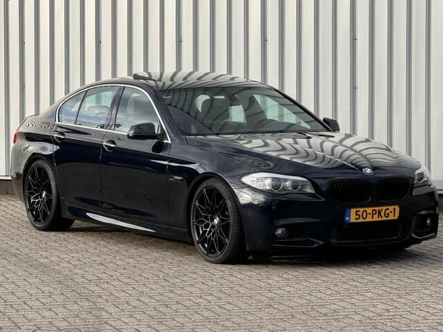 Zwart Gebruikt 2011 BMW 528 Executive Sedan | € 11.999 (Iets duurder) - Afbeelding 1/4