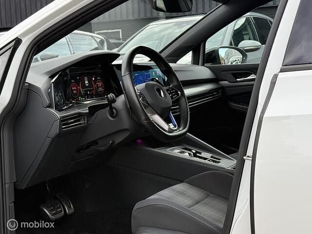 Occasion VW Golf VIII GTE 245 PK (180 kW) 2021 Wit Hatchback