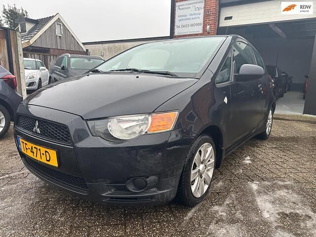 Occasion Mitsubishi Colt 75 PK (55 kW) 2012 Zwart Hatchback