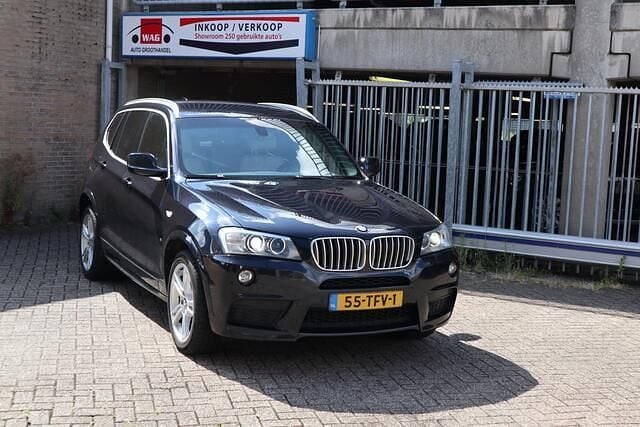Zwart Gebruikt 2012 BMW X3 Executive SUV | € 7.950 (Eerlijke prijs) - Afbeelding 1/4