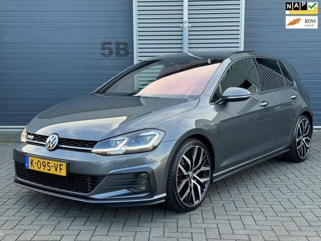 Grijs Gebruikt 2018 VW Golf VII Business Stationwagen | € 16.450 - Afbeelding 1/4