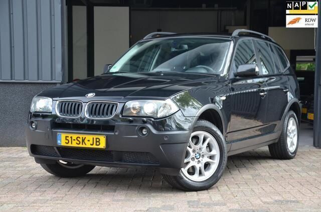 Zwart, metallic lak Gebruikt 2006 BMW X3 SUV | € 5.750 (Eerlijke prijs) - Afbeelding 1/4