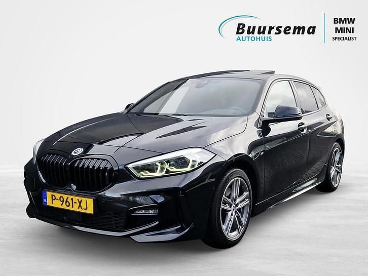 Occasion BMW 118 M Sport 136 PK (100 kW) 2022 Zwart Hatchback