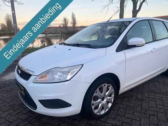 Wit Gebruikt 2010 Ford Focus Trend Stationwagen | € 2.750 (Eerlijke prijs) - Afbeelding 1/4