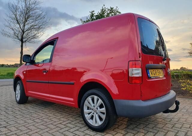 Occasion VW Caddy 102 PK (75 kW) 2006 Rood MPV