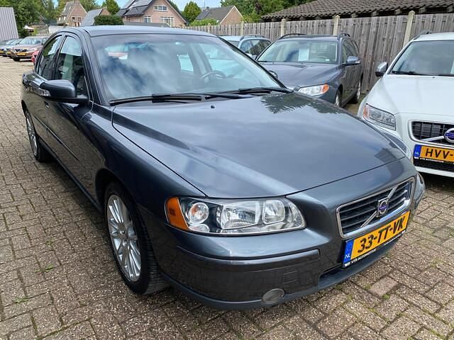 Occasion Volvo S60 140 PK (102 kW) 2007 Grijs, metallic lak Sedan