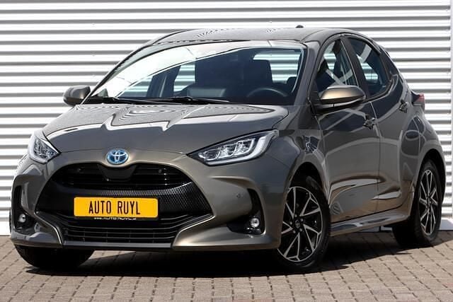 Groen Gebruikt 2022 Toyota Yaris Hatchback | € 22.845 (Eerlijke prijs) - Afbeelding 1/4