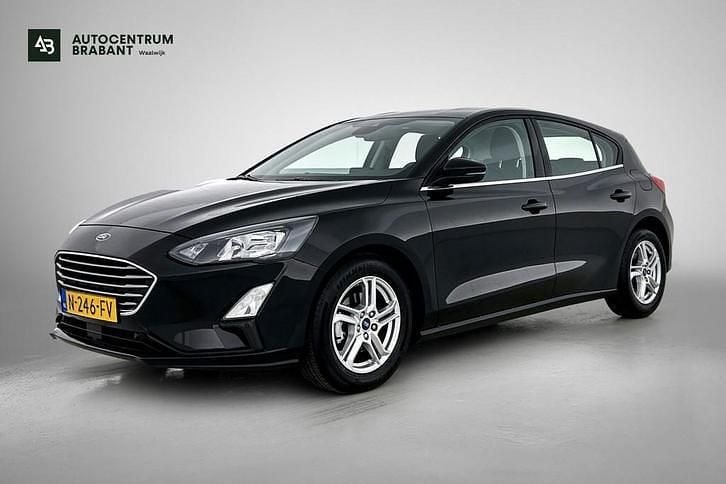 Zwart Gebruikt 2021 Ford Focus Business Edition Hatchback | € 16.445 (Super prijs) - Afbeelding 1/4