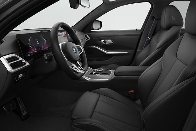 Nieuw BMW 330 Comfort Edition 291 PK (214 kW) 2025 Zwart Stationwagen