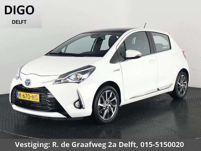 Occasion Toyota Yaris Hybrid Executive 101 PK (74 kW) 2018 Wit Hatchback