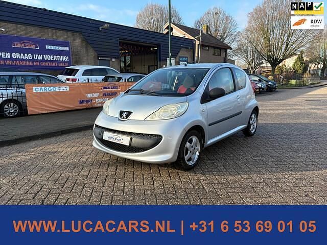Occasion Peugeot 107 Urban Move 68 PK (50 kW) 2008 Grijs Hatchback
