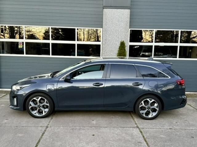 Occasion Kia Ceed Sportswagon 140 PK (102 kW) 2021 Grijs Stationwagen