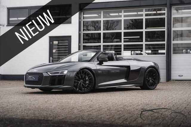 Grijs Gebruikt 2017 Audi R8 Spyder Premium Cabriolet | € 142.950 - Afbeelding 1/4