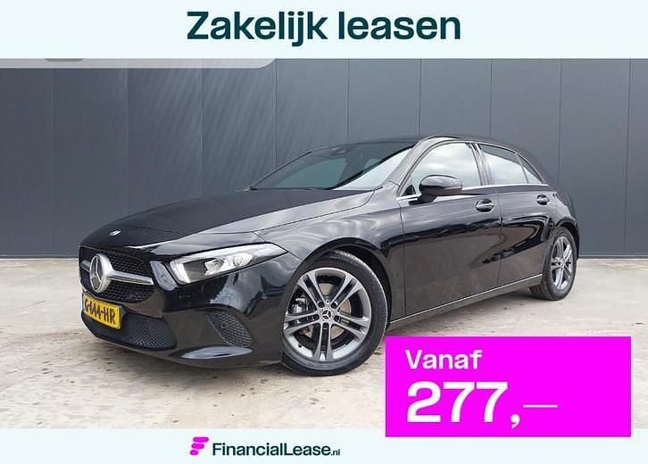 Gebruikt 2019 Mercedes A180 | € 277 - Afbeelding 1/4