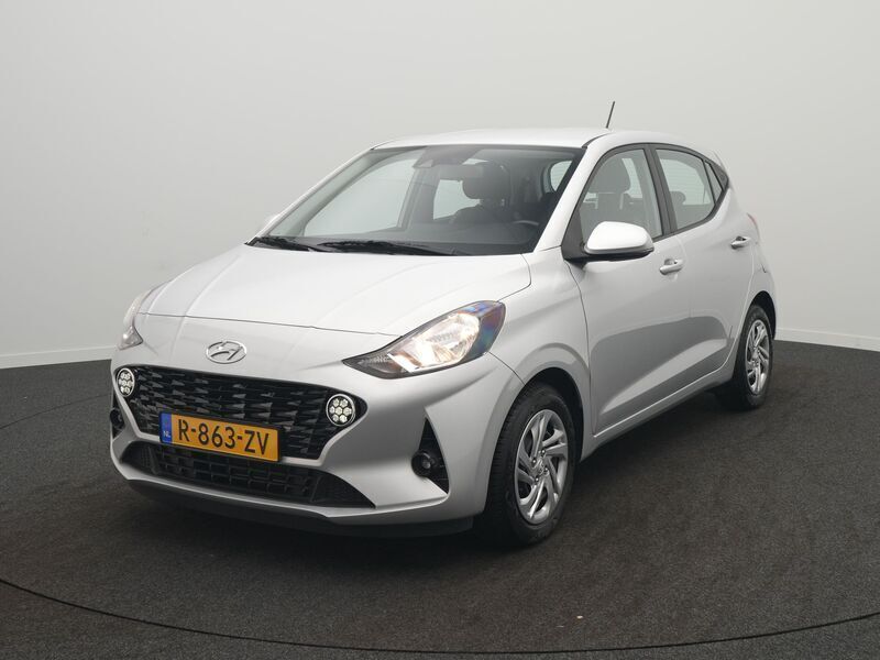 Grijs Gebruikt 2023 Hyundai i10 Comfort Hatchback | € 18.900 (Eerlijke prijs) - Afbeelding 1/4