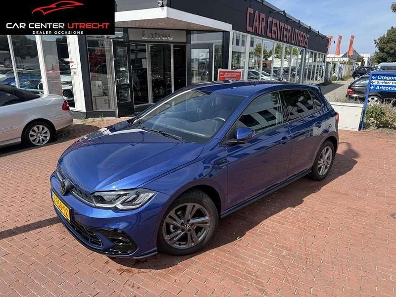 Blauw, metallic lak Gebruikt 2024 VW Polo R-line Hatchback | € 26.950 (Duur) - Afbeelding 1/4