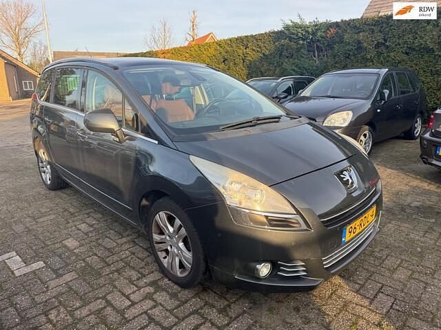 Grijs Occasion 2011 Peugeot 5008 MPV | € 1.850 (Super prijs) - Afbeelding 1/4