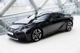 Zwart, metallic lak Gebruikt 2021 Lexus LC 500 CARBON Coupé | € 84.995 - Afbeelding 1/3