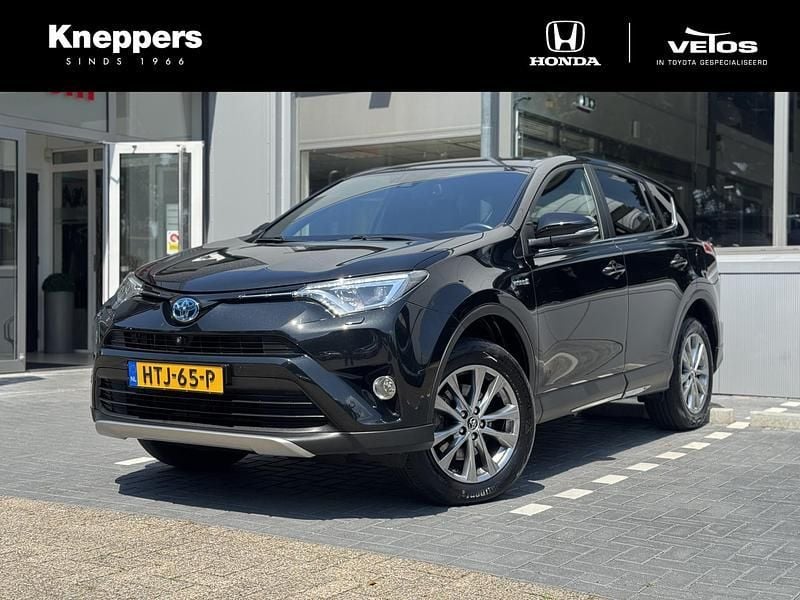 Zwart Gebruikt 2017 Toyota RAV4 Hybrid Executive SUV | € 26.950 (Eerlijke prijs) - Afbeelding 1/4