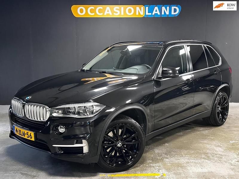 Zwart Gebruikt 2015 BMW X5 Executive SUV | € 23.350 (Super prijs) - Afbeelding 1/4
