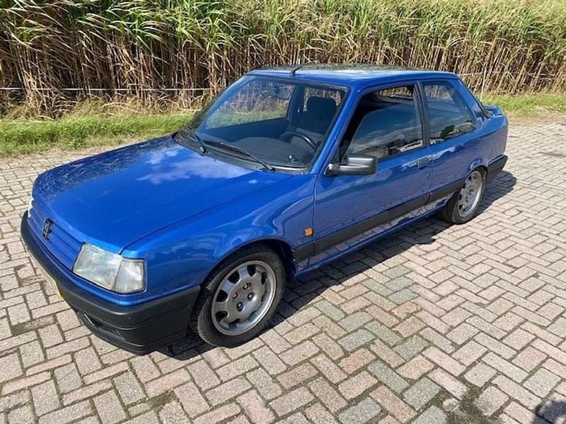 Blauw Occasion 1991 Peugeot 309 GTi Hatchback | € 20.950 - Afbeelding 1/4