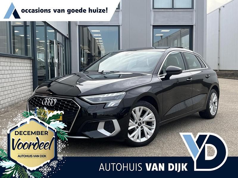 Zwart Gebruikt 2022 Audi A3 Sportback Advanced Hatchback | € 24.945 - Afbeelding 1/4