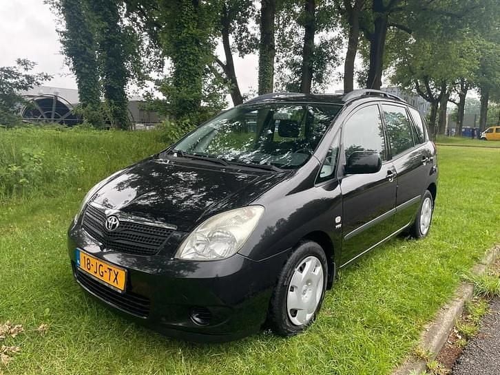 Gebruikt 2002 Toyota Corolla Verso Terra MPV | € 2.450 (Eerlijke prijs) - Afbeelding 1/4