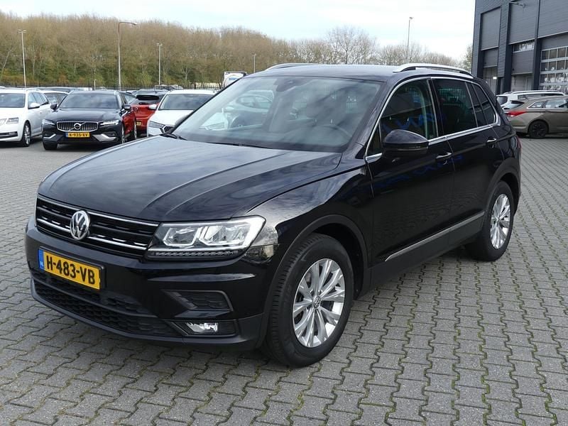 Occasion VW Tiguan Comfortline 131 PK (96 kW) 2020 Zwart SUV