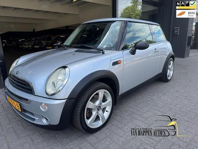 Occasion Mini ONE 90 PK (66 kW) 2005 Grijs Hatchback