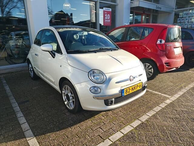 Creme Gebruikt 2010 Fiat 500 Lounge Hatchback | € 3.500 (Goede deal) - Afbeelding 1/4