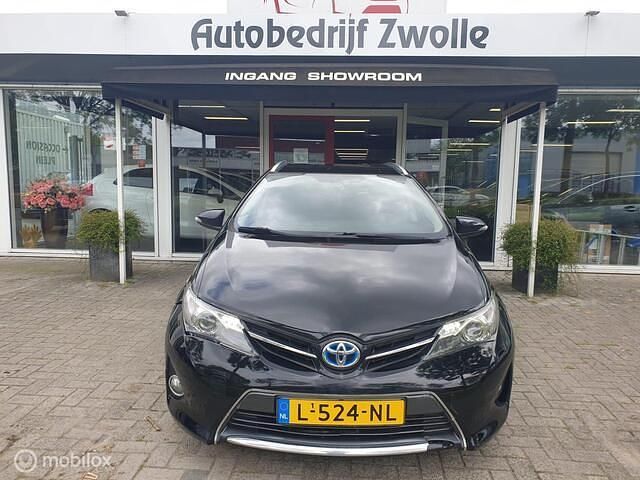 Occasion Toyota Auris Comfort 99 PK (72 kW) 2015 Zwart Hatchback