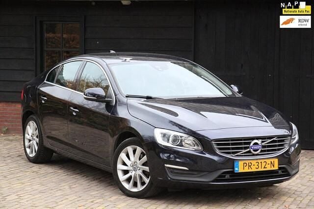 Blauw Gebruikt 2017 Volvo S60 Sedan | € 11.950 (Goede deal) - Afbeelding 1/4