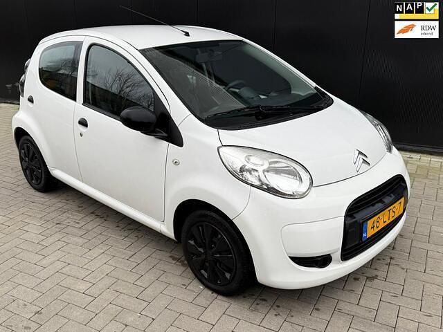 Wit Occasion 2010 Citroën C1 Hatchback | € 1.850 (Eerlijke prijs) - Afbeelding 1/4