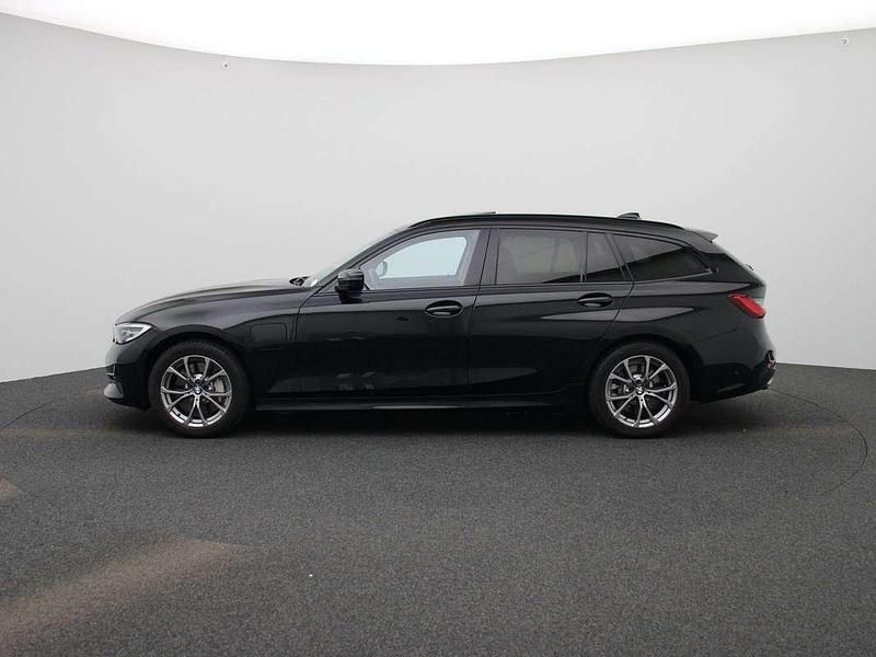 Occasion BMW 330e Comfort Edition 292 PK (214 kW) 2021 Zwart Stationwagen