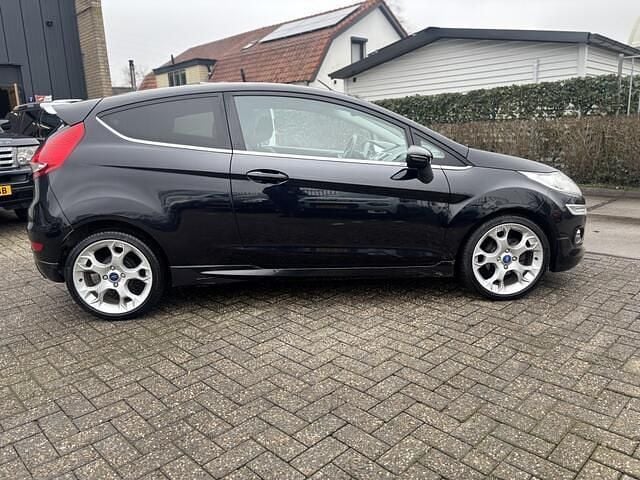 Occasion Ford Fiesta Ghia 120 PK (88 kW) 2011 Zwart (metallic) Hatchback