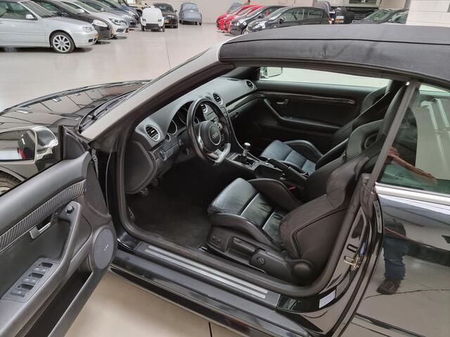 Occasion Audi RS4 Exclusive 421 PK (309 kW) 2007 Zwart, metallic lak Cabriolet