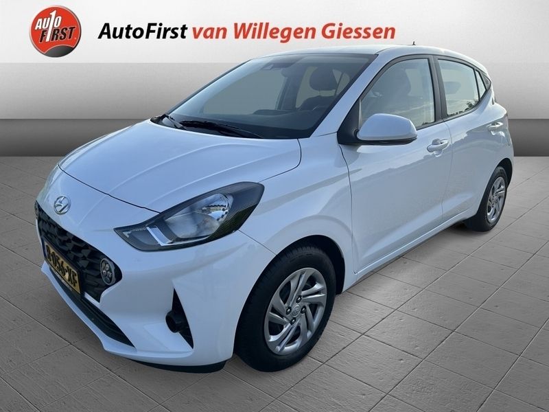 Wit Gebruikt 2022 Hyundai i10 Comfort Hatchback | € 13.800 (Eerlijke prijs) - Afbeelding 1/4