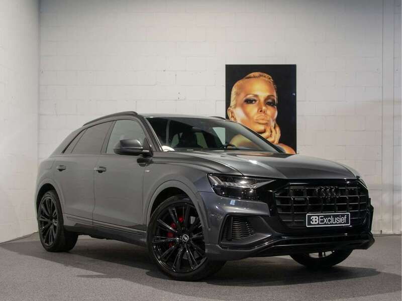 Grijs, metallic lak Gebruikt 2021 Audi Q8 Competition SUV | € 59.950 - Afbeelding 1/4