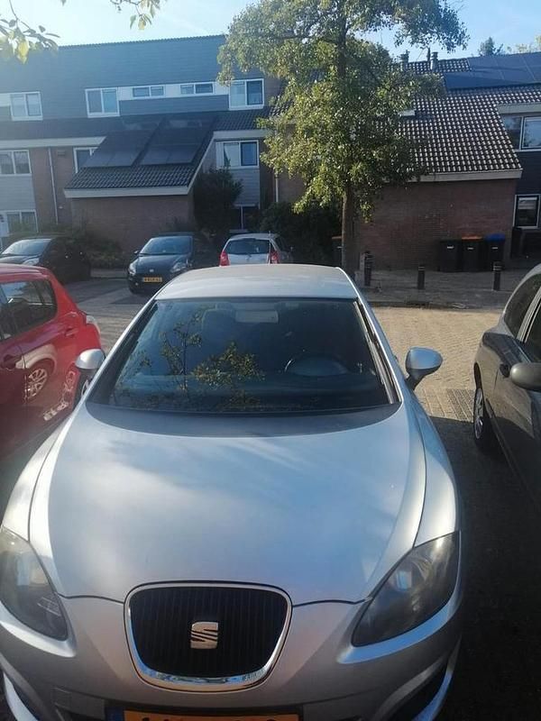 Occasion 2009 Seat Leon | € 1.100 (Super prijs) - Afbeelding 1/4
