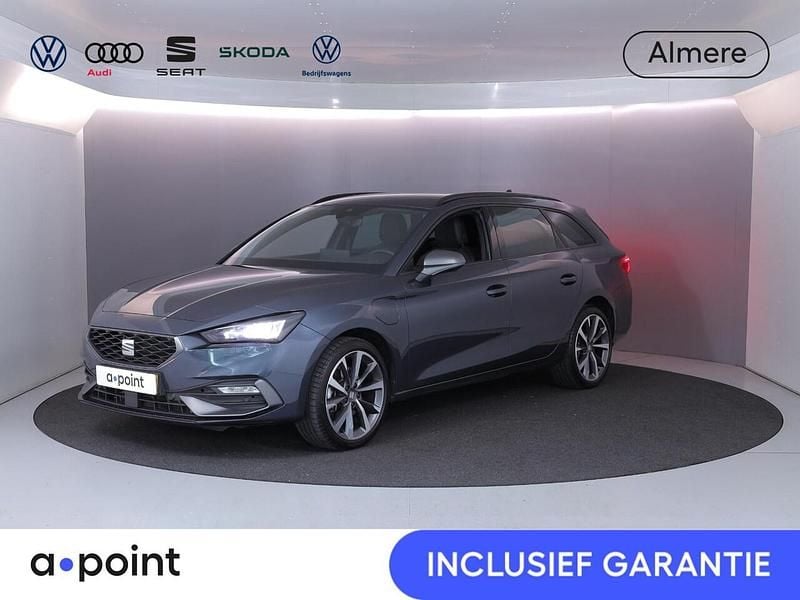 Grijs Occasion 2025 Seat Leon ST FR Stationwagen | € 31.849 (Goede deal) - Afbeelding 1/4