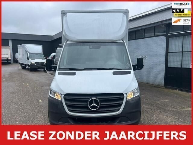 Wit Nieuw 2024 Mercedes Sprinter Van | € 74.990 - Afbeelding 1/4