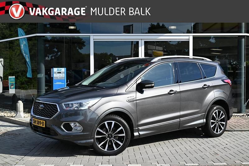 Grijs Occasion 2018 Ford Kuga Vignale SUV | € 17.695 - Afbeelding 1/4