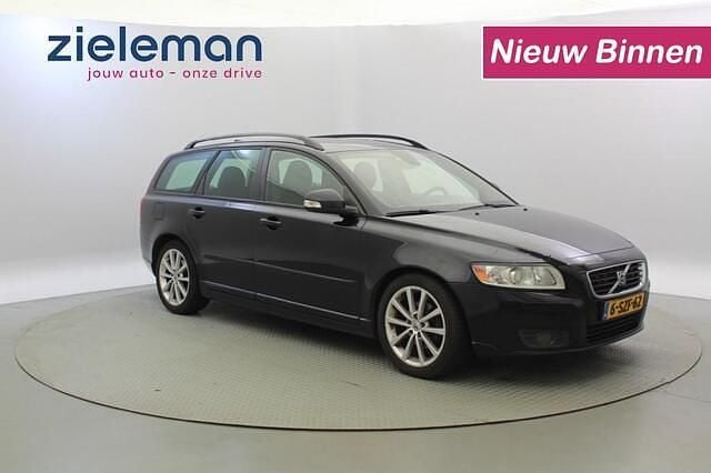 Zwart Gebruikt 2009 Volvo V50 Summum Stationwagen | € 1.345 (Goede deal) - Afbeelding 1/4