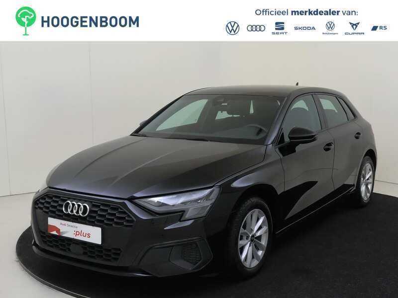 Zwart Gebruikt 2023 Audi A3 Sportback Proline Hatchback | € 27.450 (Goede deal) - Afbeelding 1/4