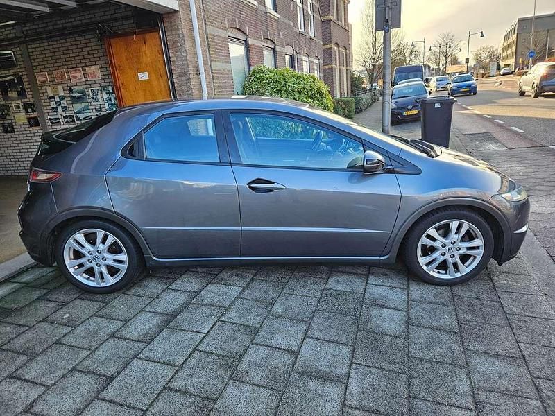 Occasion Honda Civic 140 PK (102 kW) 2009 Grijs Hatchback