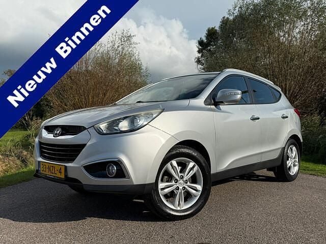 Grijs Gebruikt 2011 Hyundai ix35 Style SUV | € 8.888 (Eerlijke prijs) - Afbeelding 1/4