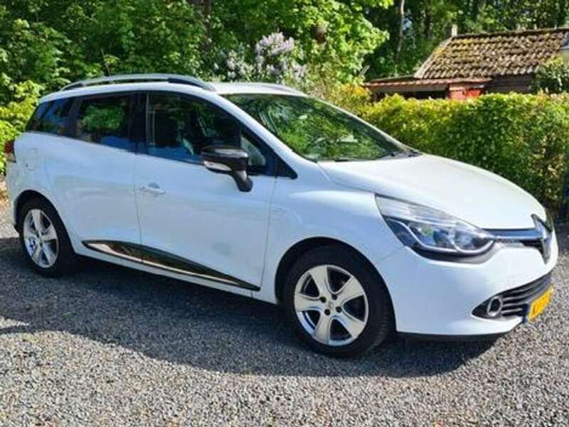 Wit Gebruikt 2016 Renault Clio GrandTour Stationwagen | € 7.250 (Eerlijke prijs) - Afbeelding 1/4